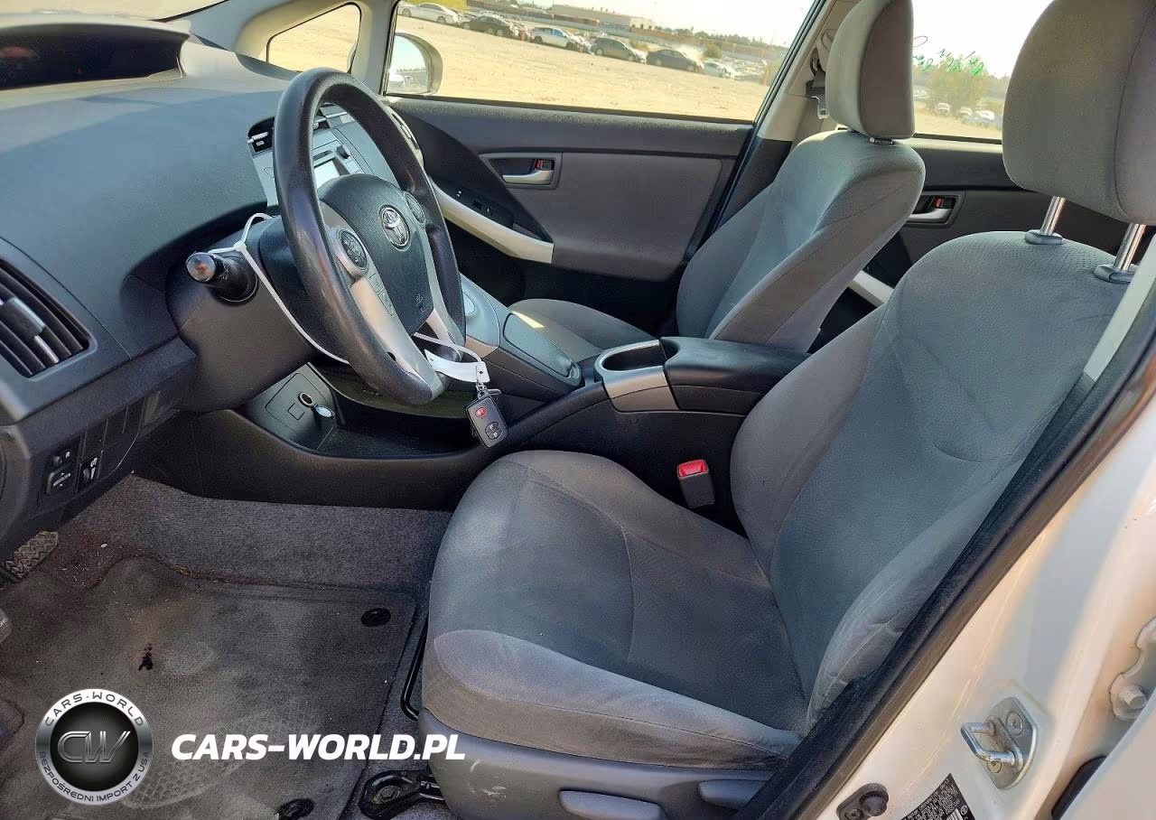 2013 Toyota Prius Three VIN:JTDKN3DU7D5658948 - 7