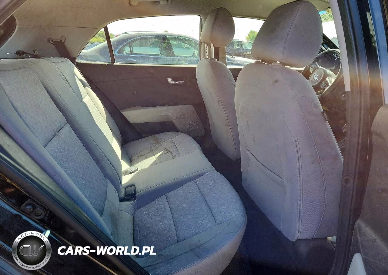 2020 Kia Rio 5-Door S VIN:3KPA25AD9LE334021 - 10