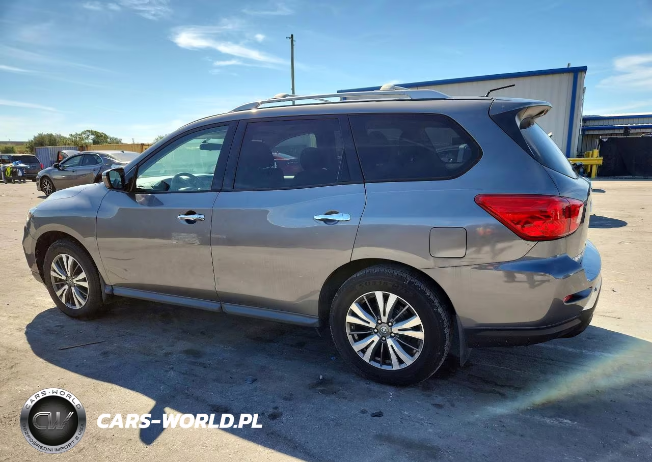 2017 Nissan Pathfinder S VIN:5N1DR2MN0HC673918 - 2