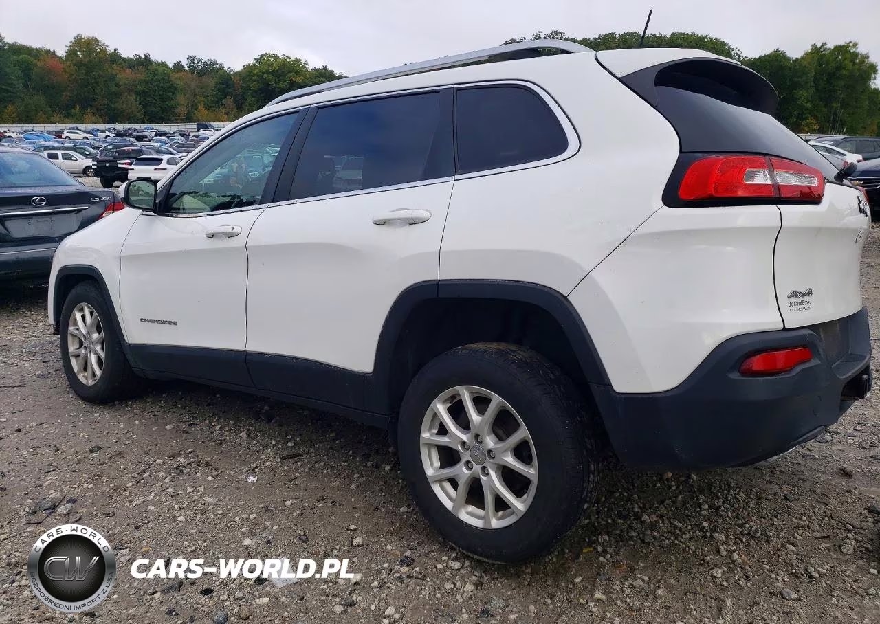 2016 Jeep Cherokee Latitude VIN:1C4PJMCS6GW122434 - 2