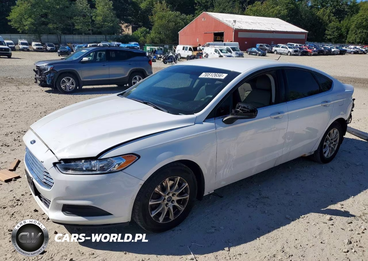 2015 Ford Fusion S VIN:3FA6P0G76FR299369 - 1