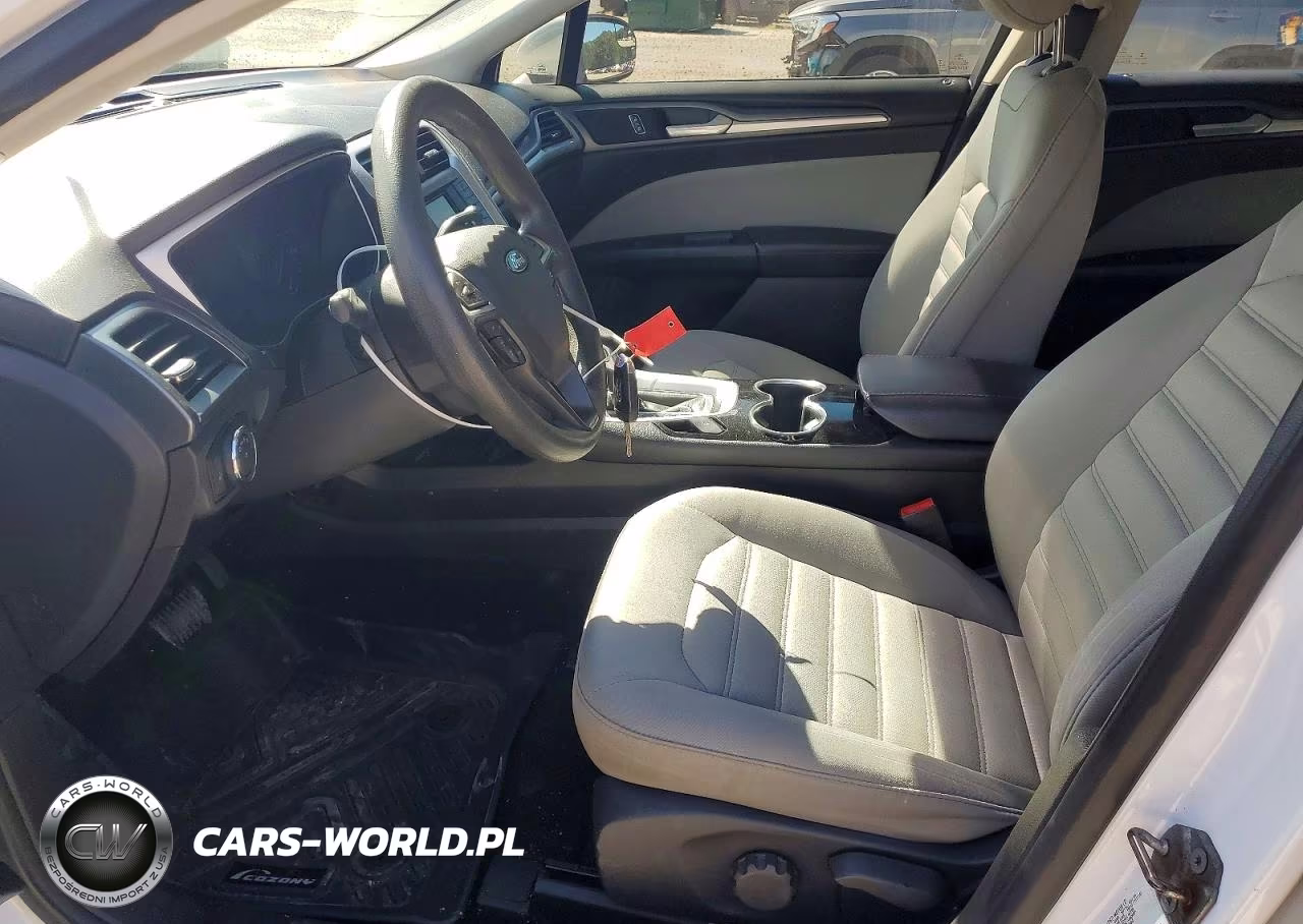 2015 Ford Fusion S VIN:3FA6P0G76FR299369 - 7