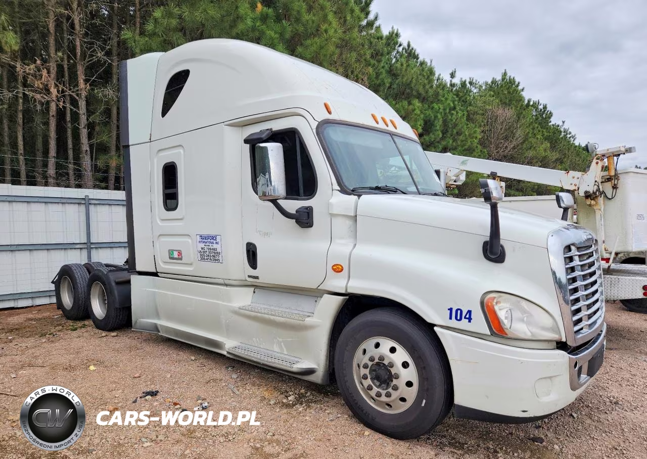 2016 Freightliner Cascadia 125 VIN:3AKJGLD50GSHP5544 - 4