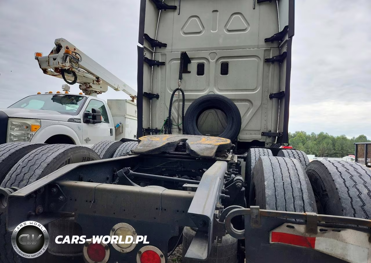 2016 Freightliner Cascadia 125 VIN:3AKJGLD50GSHP5544 - 6