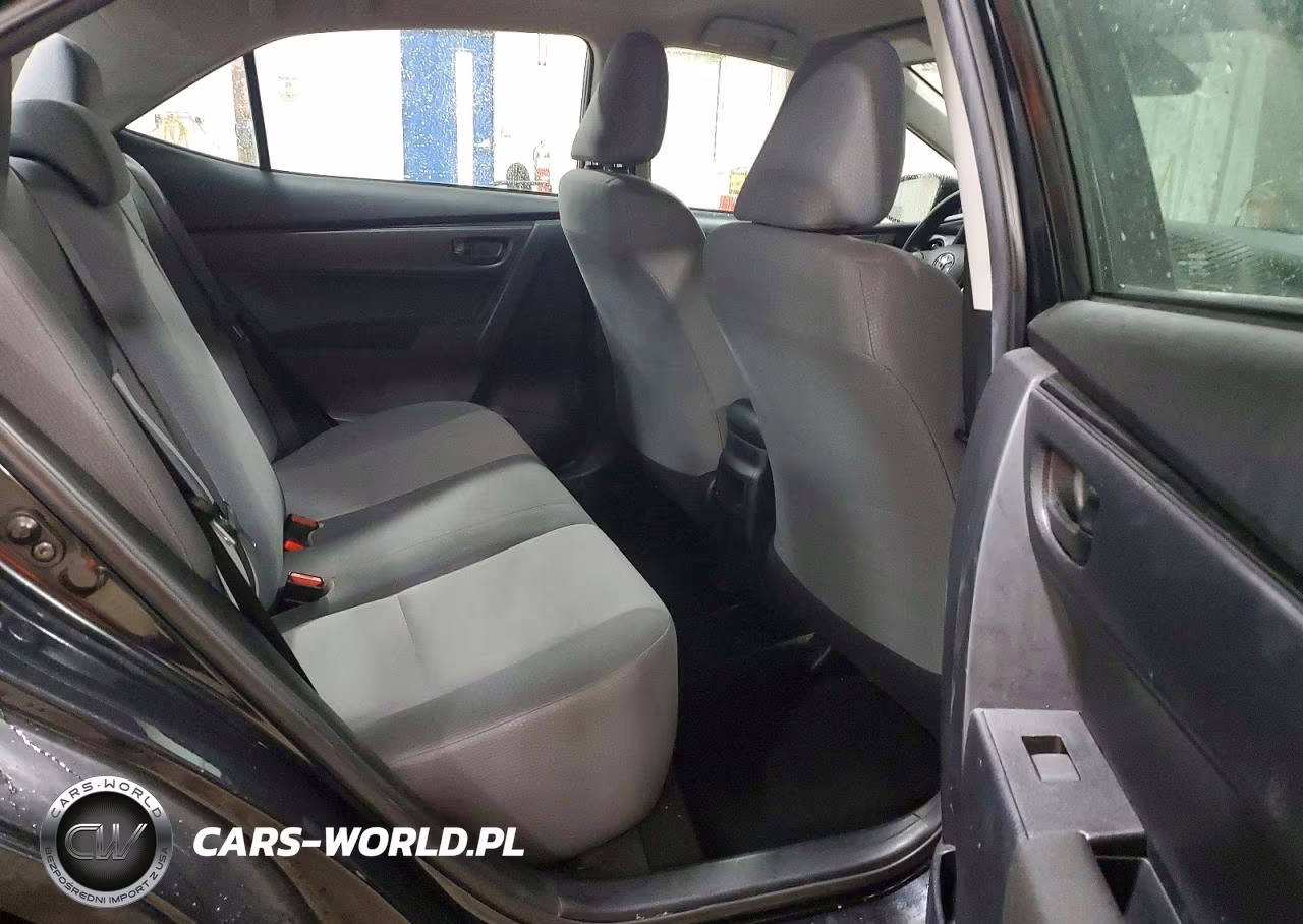 2018 Toyota Corolla L VIN:2T1BURHEXJC981253 - 10