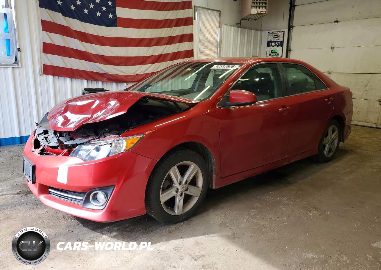 2014 Toyota Camry Se – zdjęcie 1 z 12