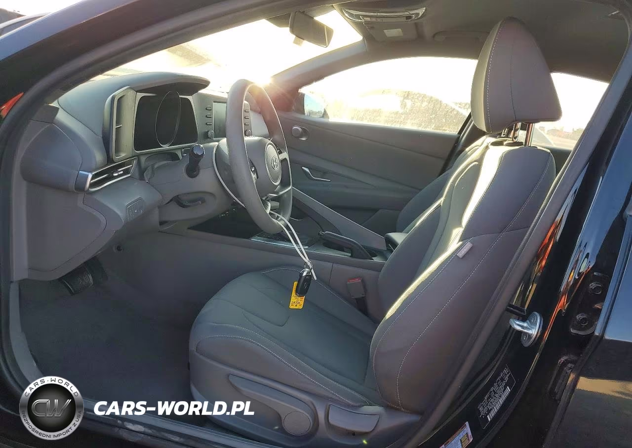2023 Hyundai Elantra Sel VIN:KMHLM4AG5PU467000 - 7
