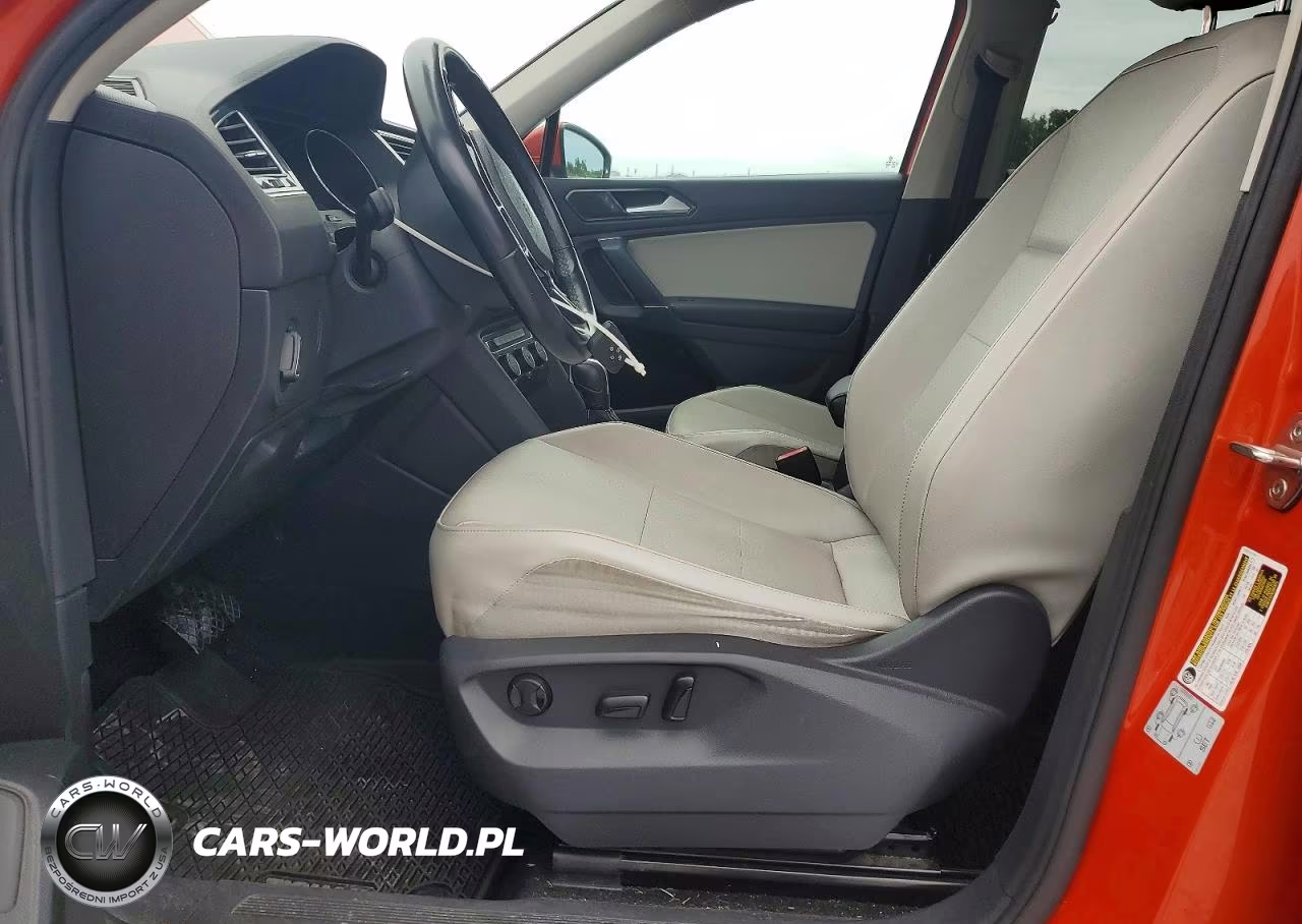 2018 Volkswagen Tiguan Se VIN:3VV3B7AX1JM163753 - 7