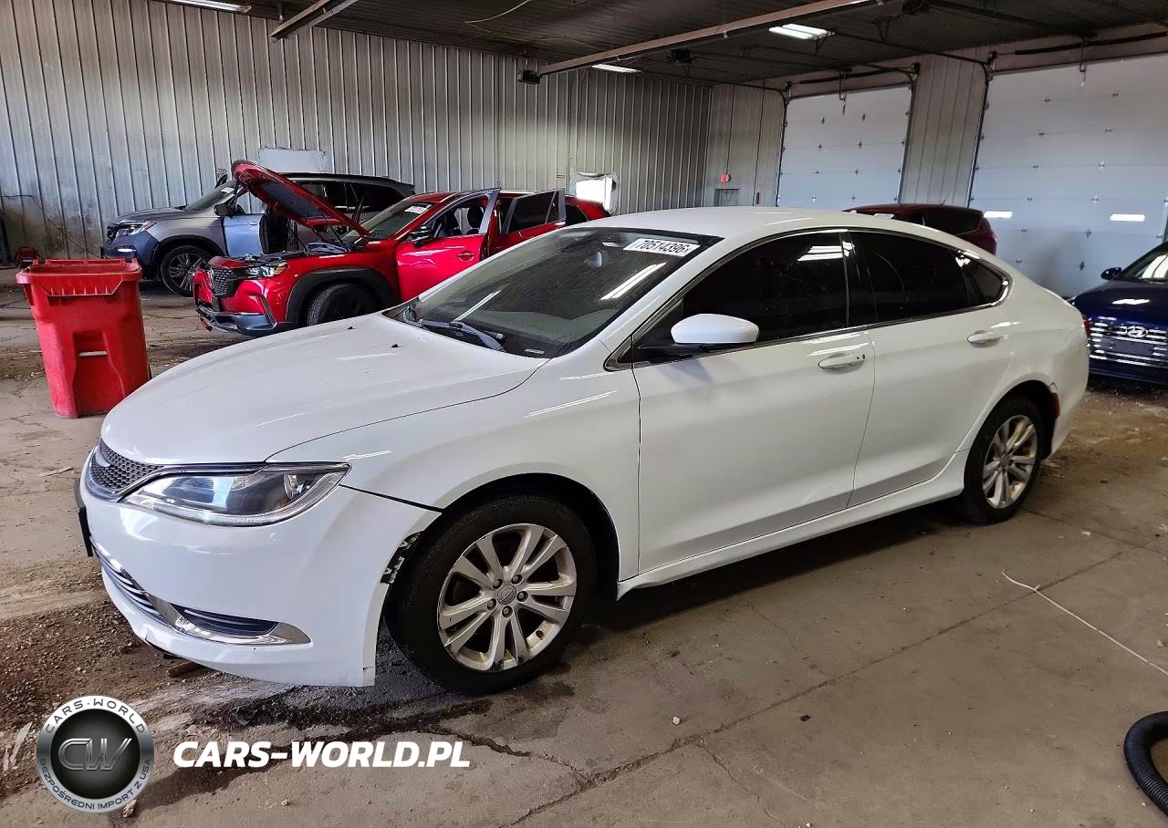 2015 Chrysler 200 Limited