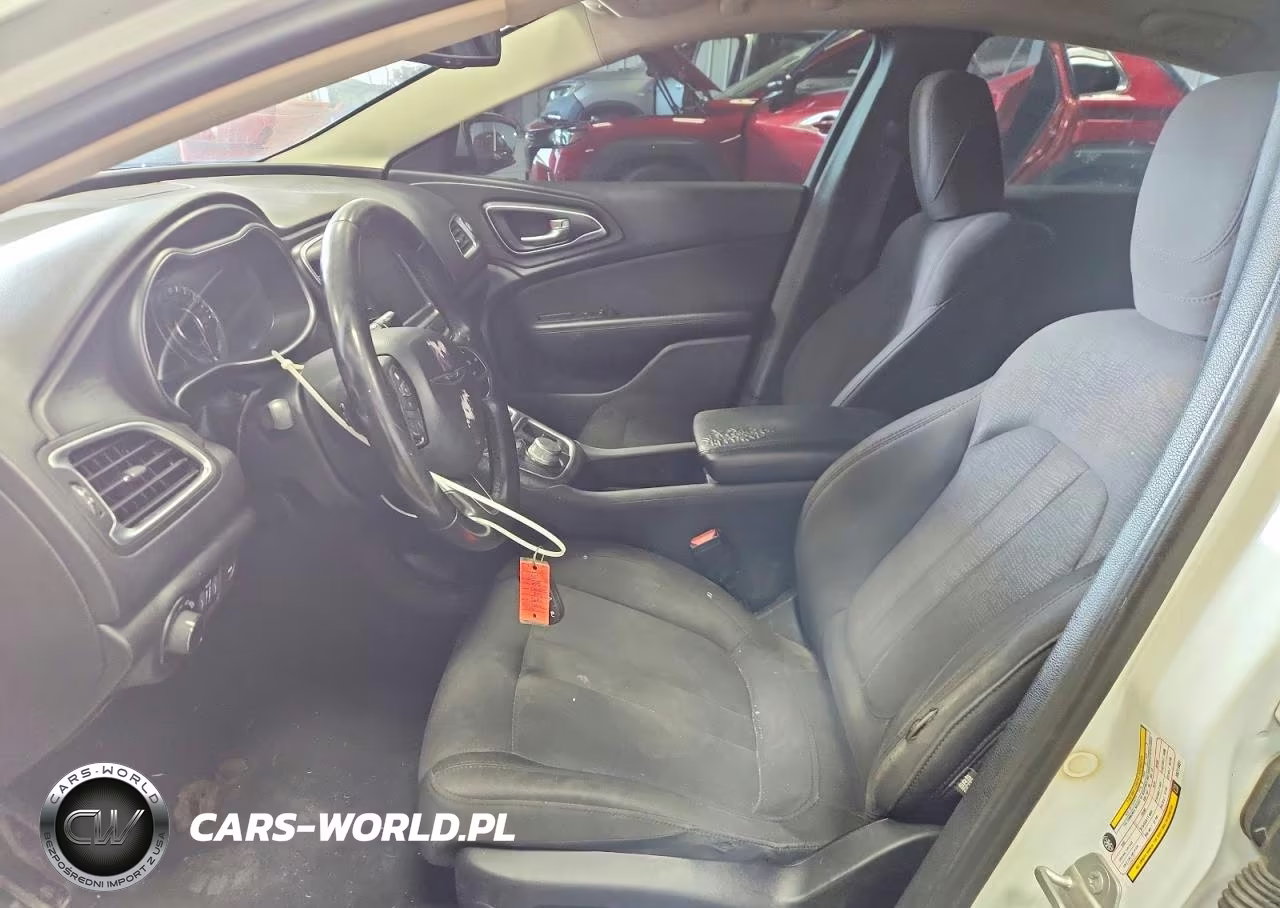 2015 Chrysler 200 Limited VIN:1C3CCCAB6FN711031 - 7