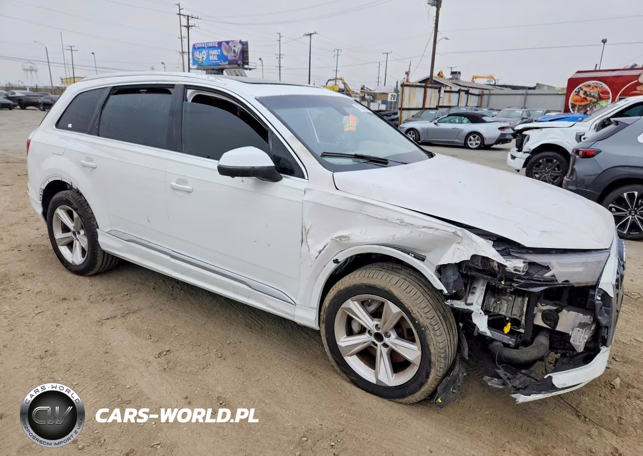 2023 Audi Q7 Premium Plus 45 Tfsi Quattro Tiptronic VIN:WA1LCBF76PD006421 - 4