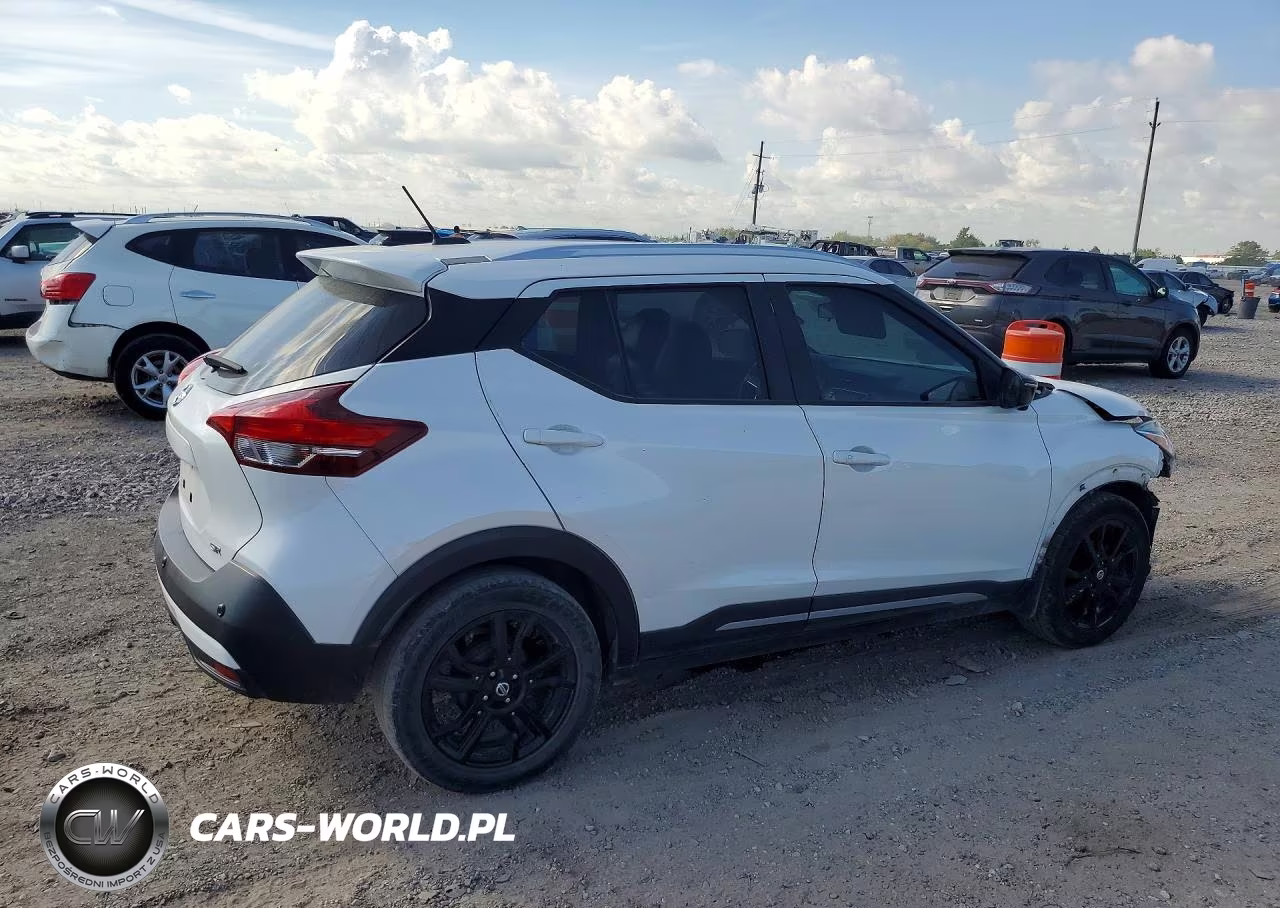 2020 Nissan Kicks Sr VIN:3N1CP5DVXLL573123 - 3