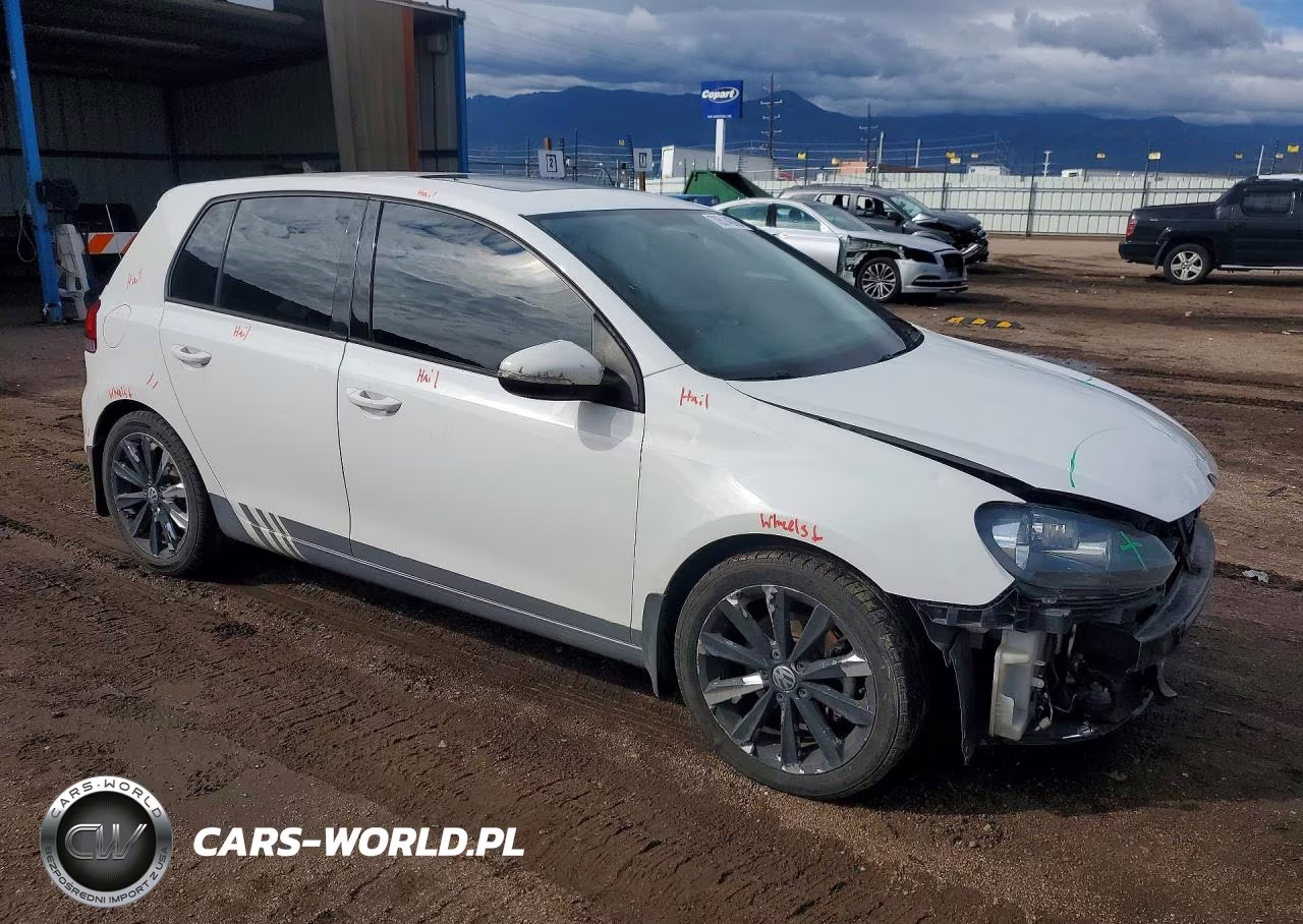 2013 Volkswagen Golf VIN:WVWDM7AJ4DW131652 - 4
