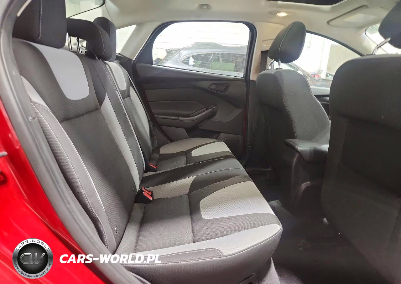 2012 Ford Focus Se VIN:1FAHP3F22CL273510 - 10