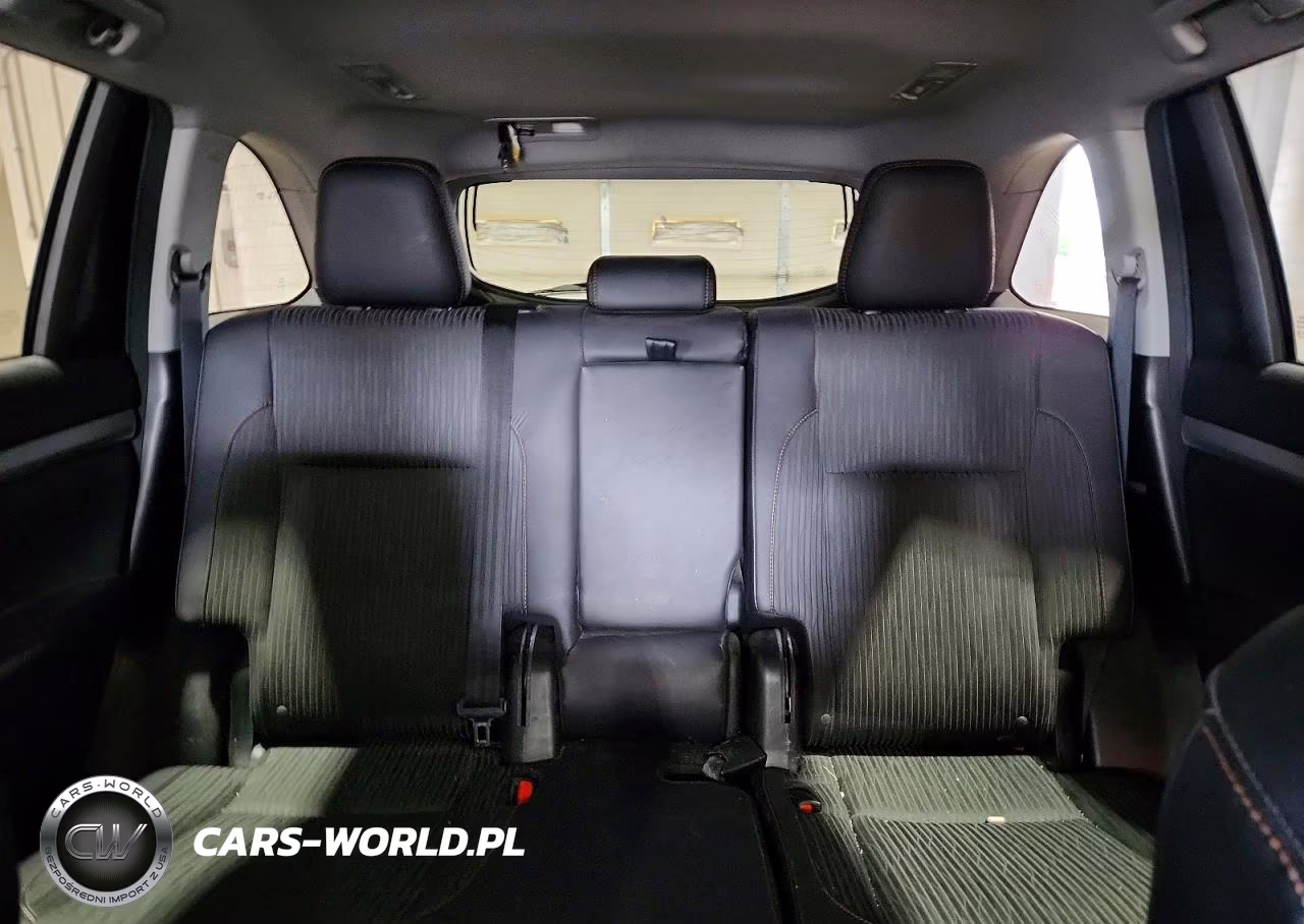 2016 Toyota Highlander Le Plus VIN:5TDBKRFH1GS354170 - 10