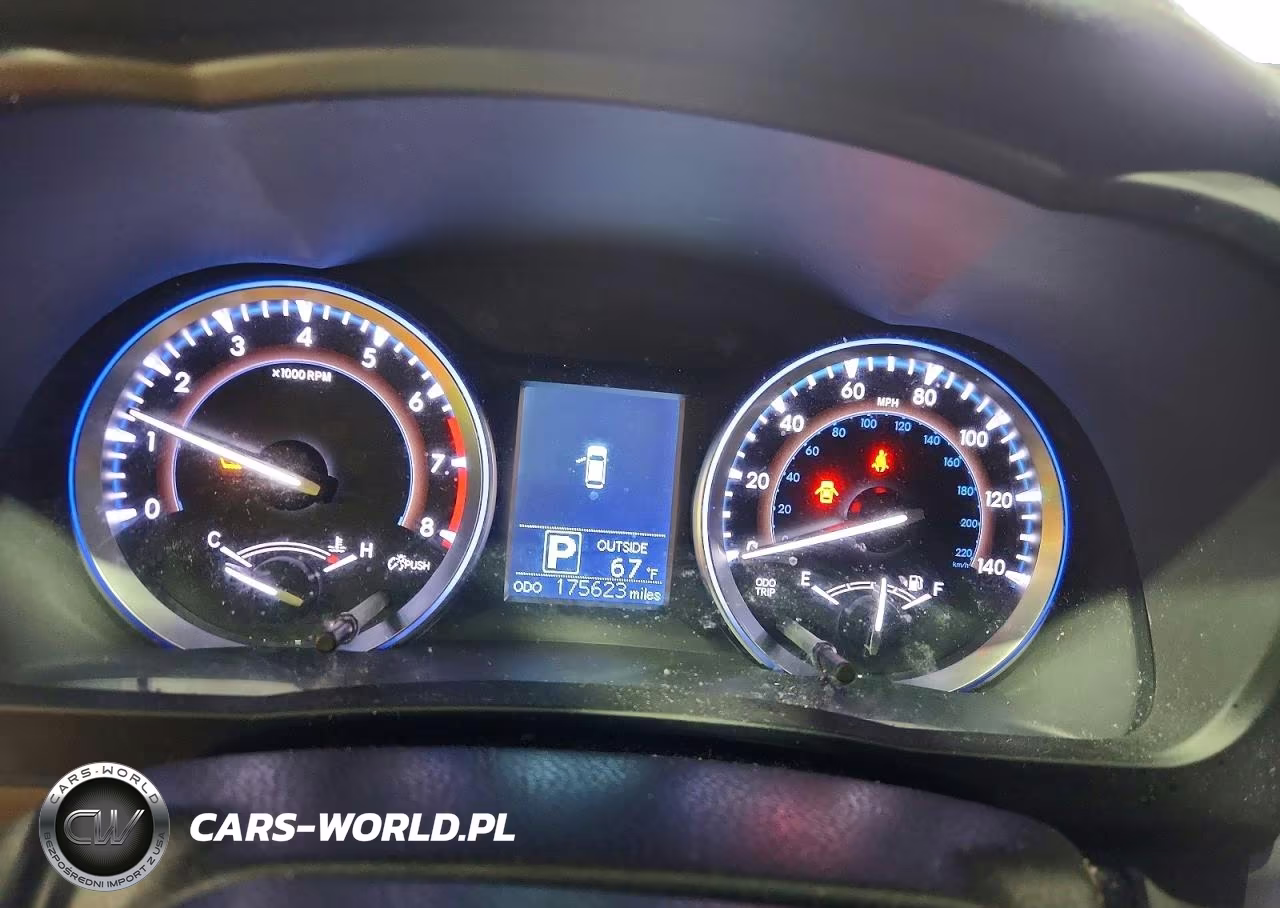 2016 Toyota Highlander Le Plus VIN:5TDBKRFH1GS354170 - 9