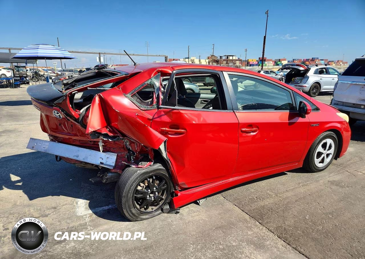 2014 Toyota Prius Two VIN:JTDKN3DU8E1738736 - 3