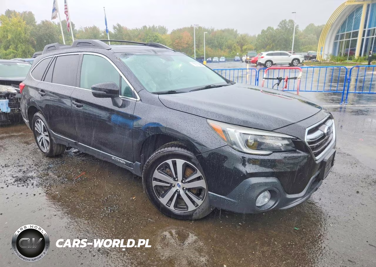 2018 Subaru Outback 2.5I Limited VIN:4S4BSANC9J3350833 - 4
