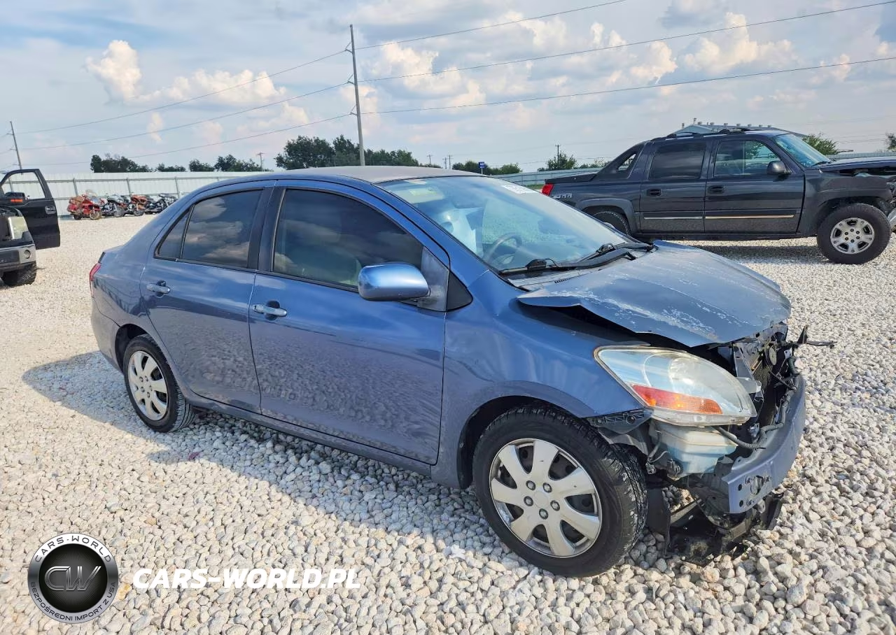 2010 Toyota Yaris Base VIN:JTDBT4K34A1356591 - 4