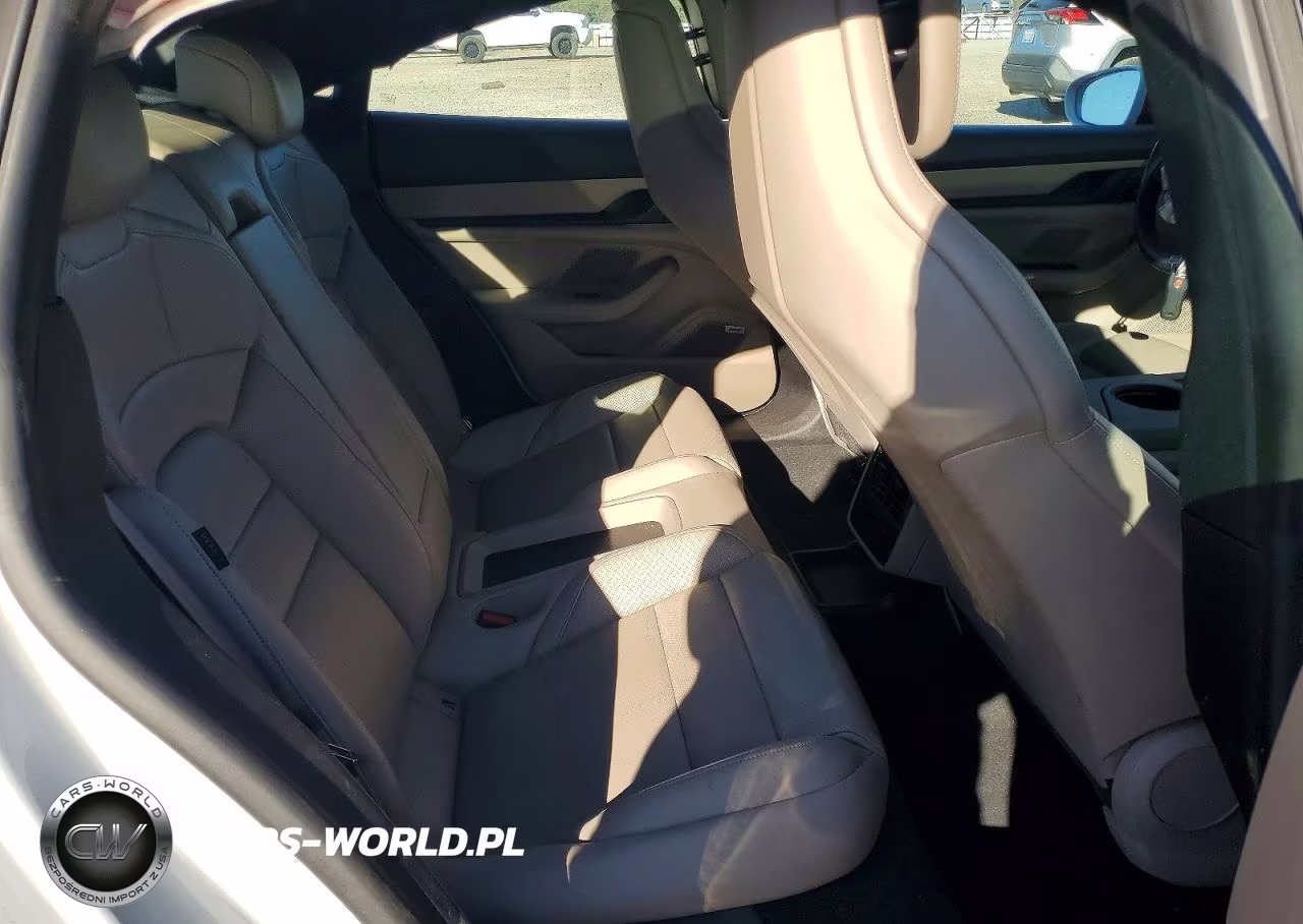 2022 Porsche Taycan VIN:WP0AA2Y10NSA12108 - 10