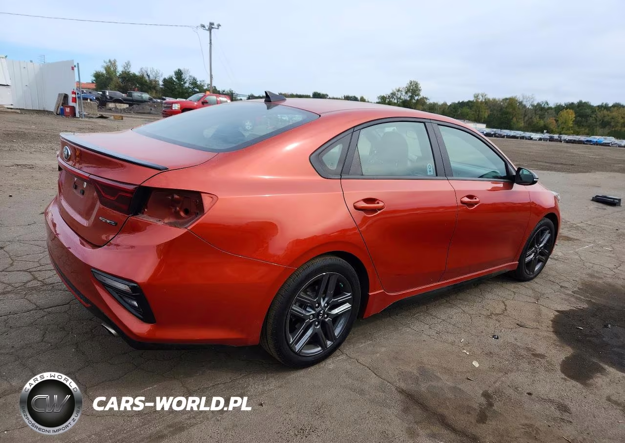 2020 Kia Forte Gt Line VIN:3KPF34AD9LE208139 - 3