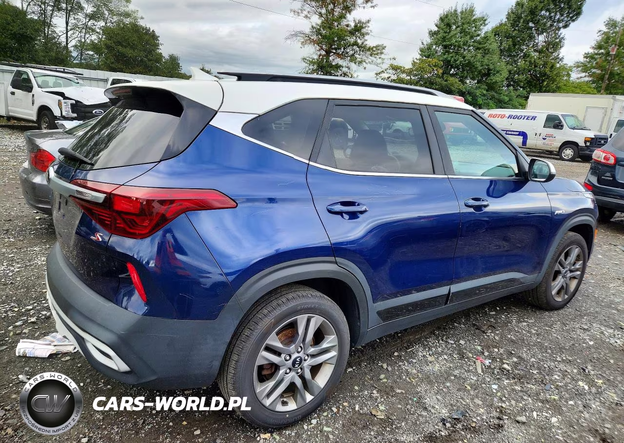 2021 Kia Seltos S VIN:KNDEUCAAXM7082853 - 3