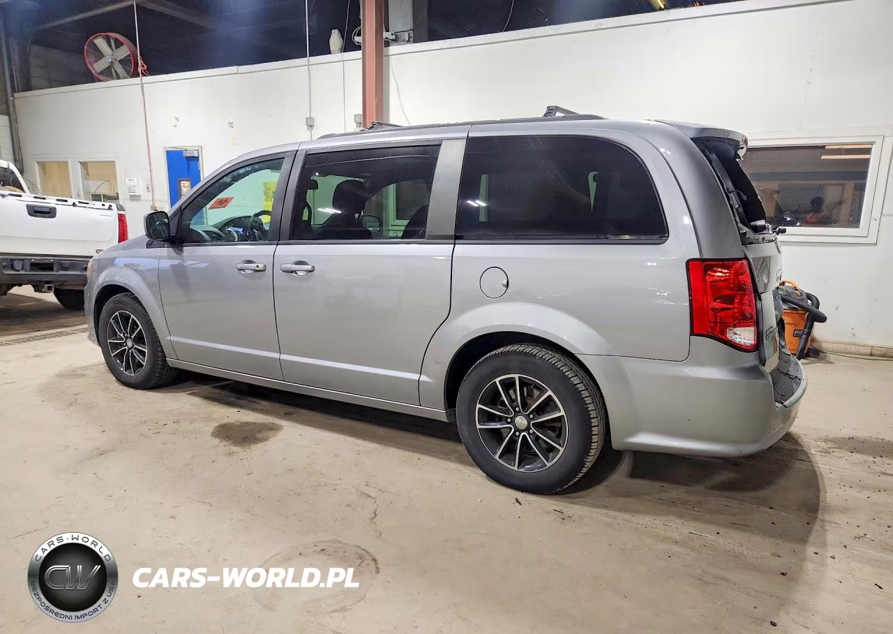 2018 Dodge Grand Caravan Gt VIN:2C4RDGEG5JR325888 - 2