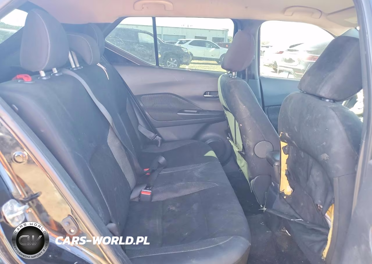 2019 Nissan Kicks Sv VIN:3N1CP5CU7KL558392 - 11
