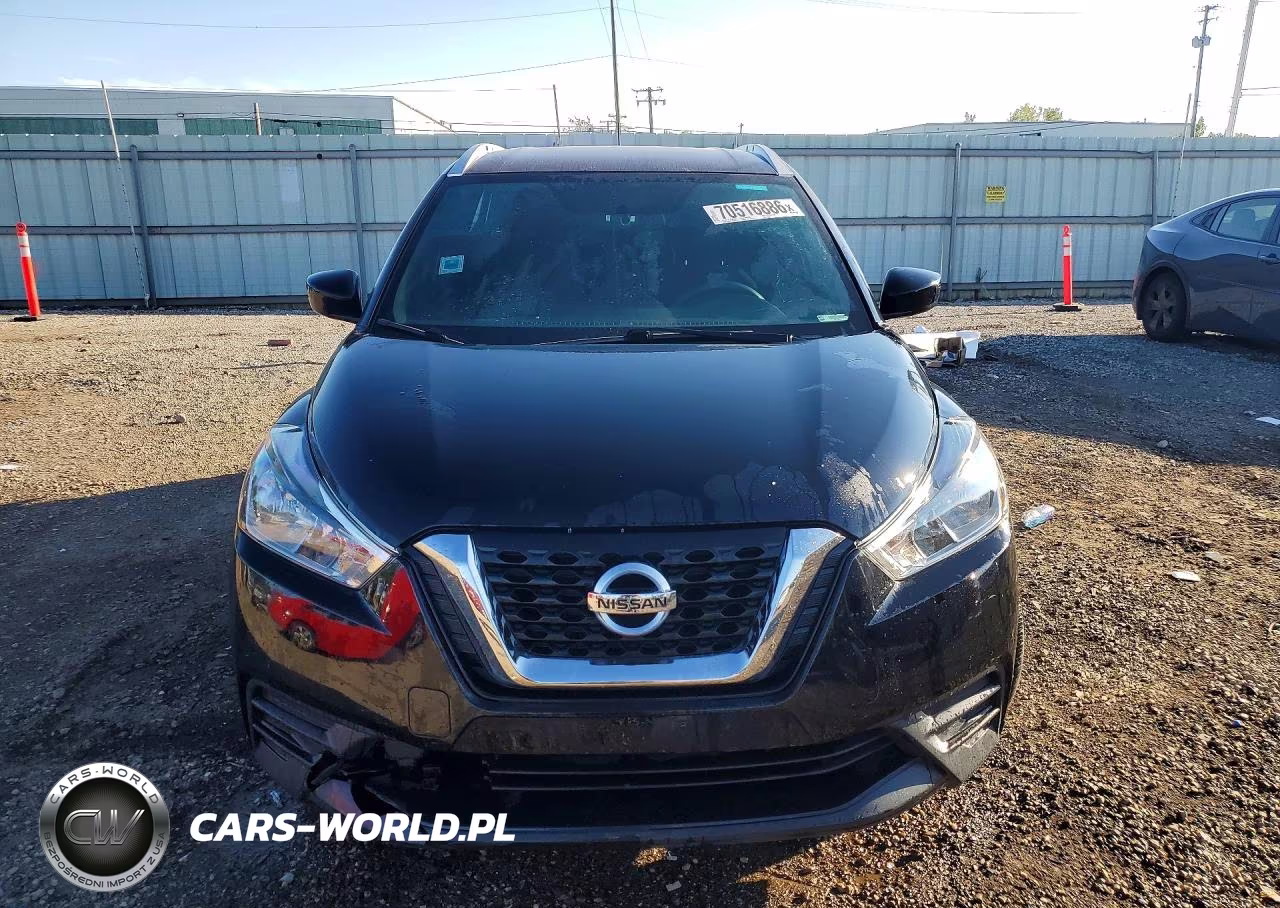 2019 Nissan Kicks Sv VIN:3N1CP5CU7KL558392 - 5