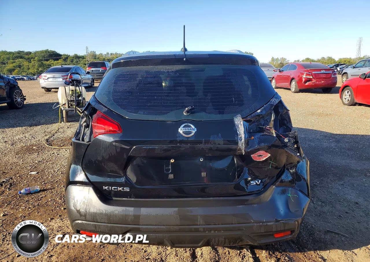 2019 Nissan Kicks Sv VIN:3N1CP5CU7KL558392 - 6