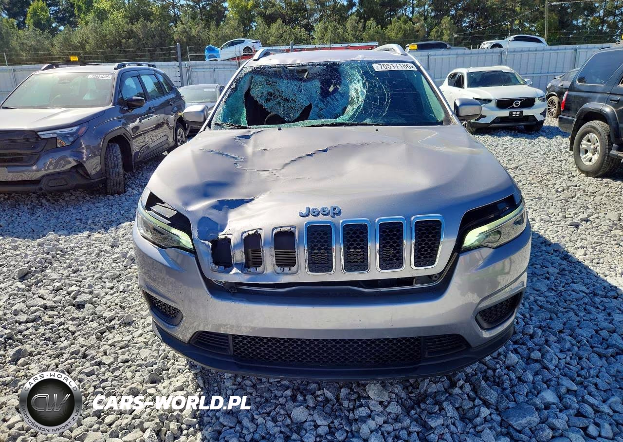 2020 Jeep Cherokee Latitude VIN:1C4PJLCB1LD581645 - 5