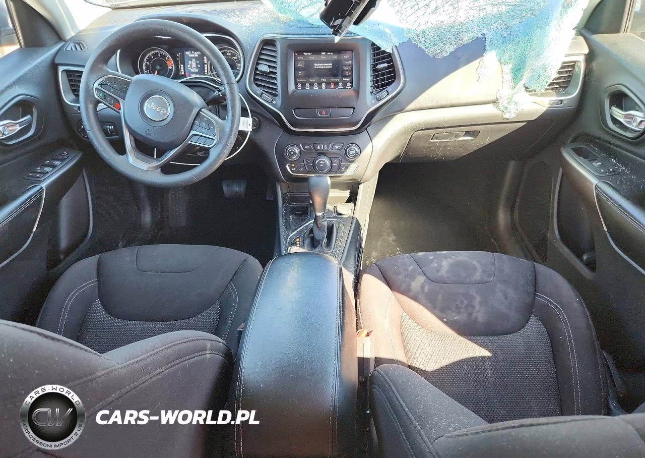 2020 Jeep Cherokee Latitude VIN:1C4PJLCB1LD581645 - 8