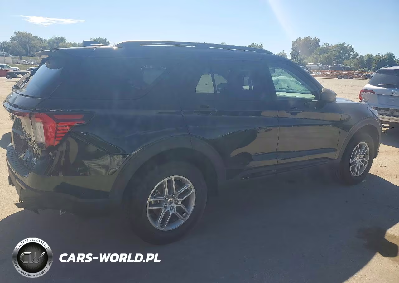 2026 Ford Explorer Active VIN:1FMUK8DH1TGB56128 - 3