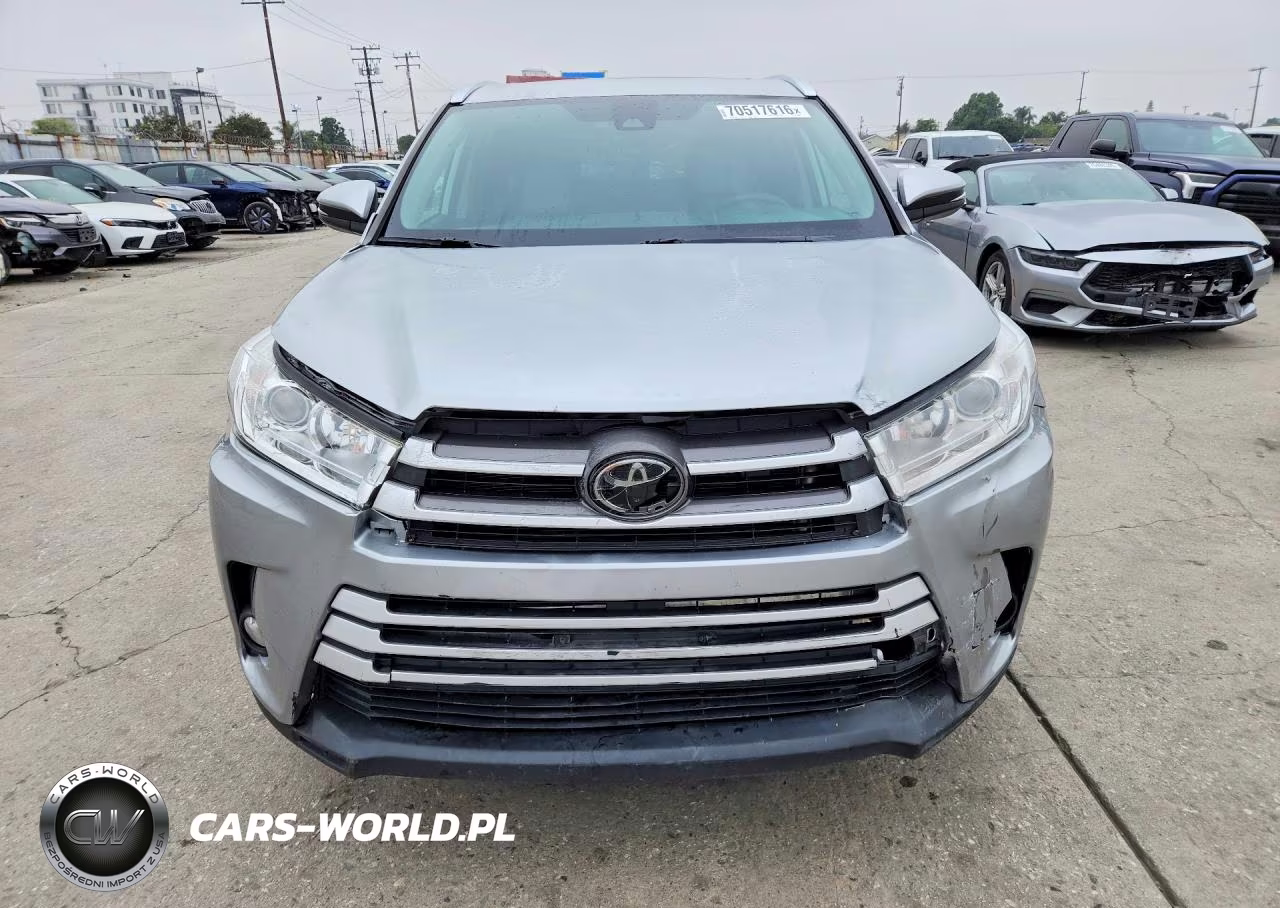 2018 Toyota Highlander Xle VIN:5TDJZRFH1JS560362 - 5