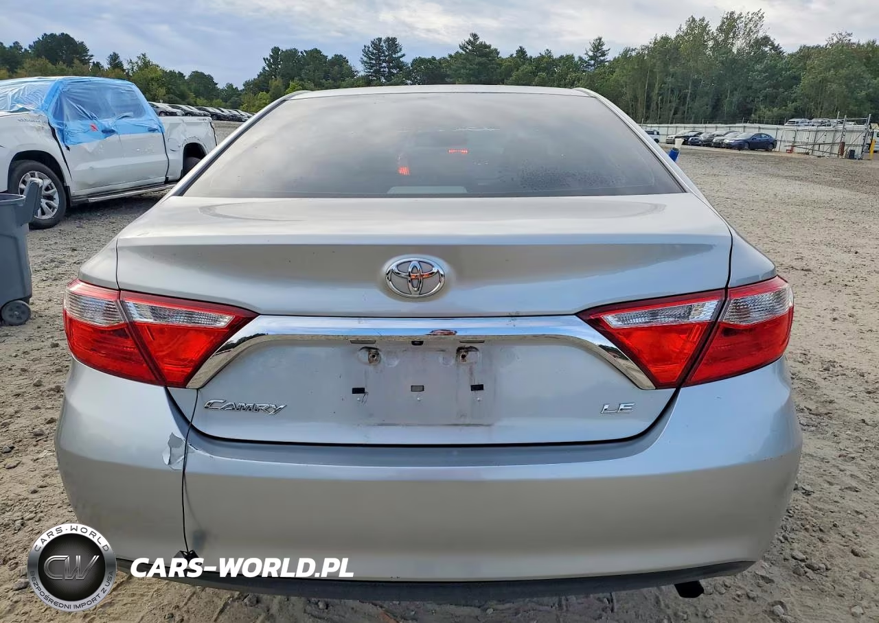 2017 Toyota Camry Le VIN:4T1BF1FK1HU785232 - 6