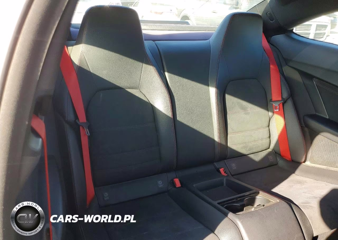 2014 Mercedes-Benz C 350 VIN:WDDGJ5HBXEG215193 - 10
