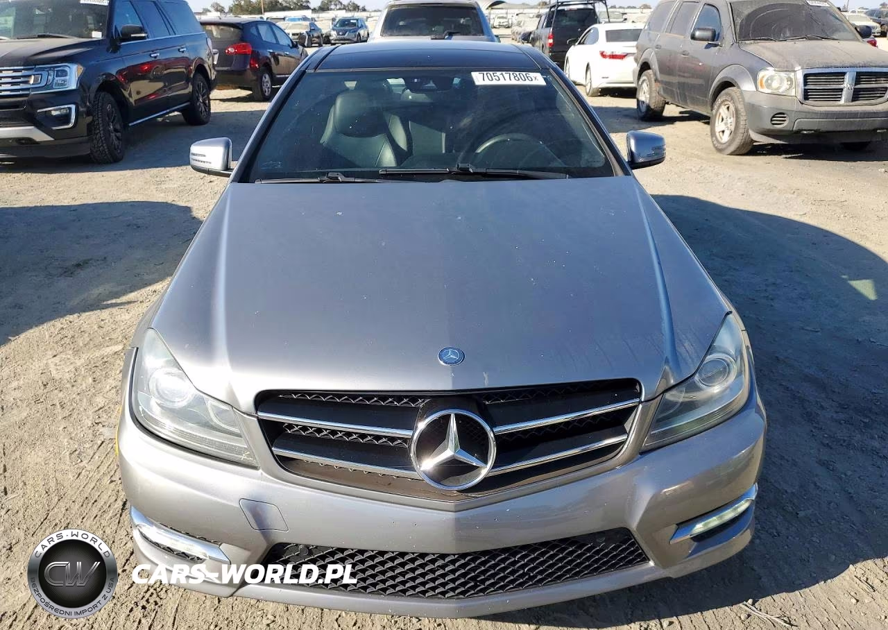 2014 Mercedes-Benz C 350 VIN:WDDGJ5HBXEG215193 - 5