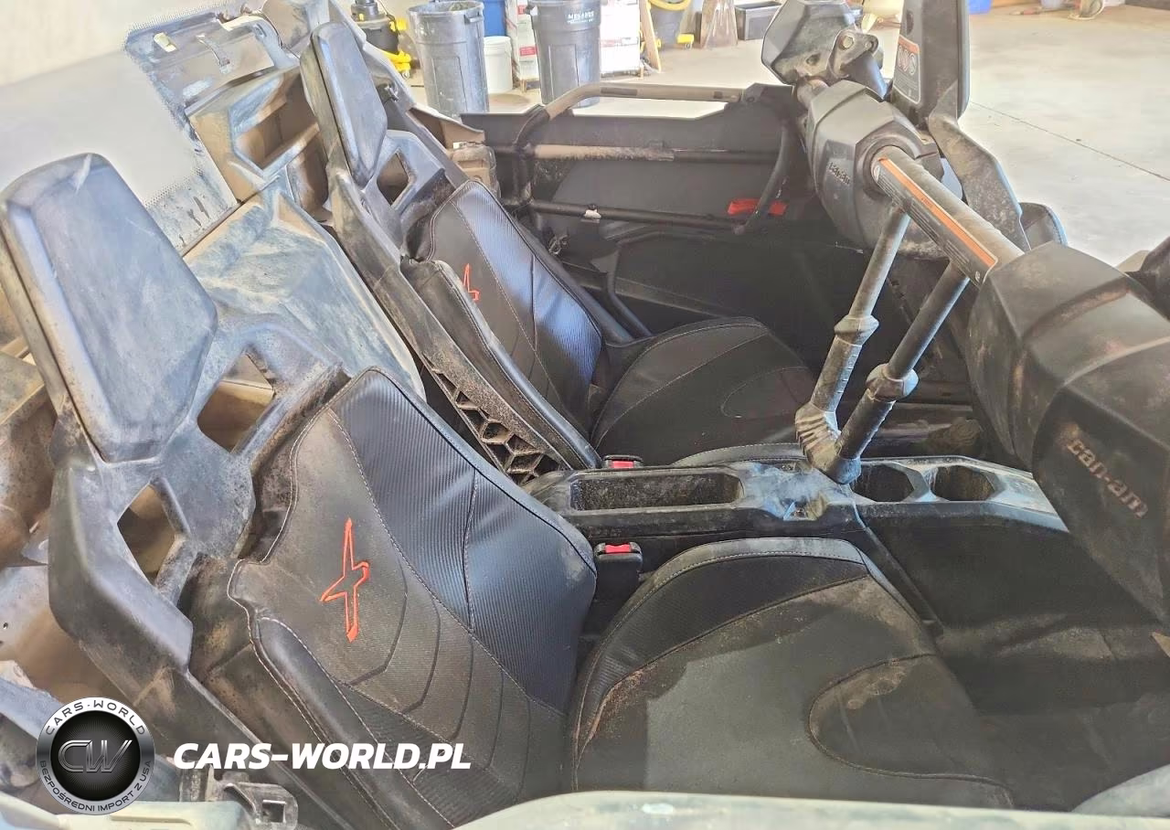 2026 Can-Am Maverick X3 Utility Vehicle VIN:3JBVCAY43TE000082 - 6