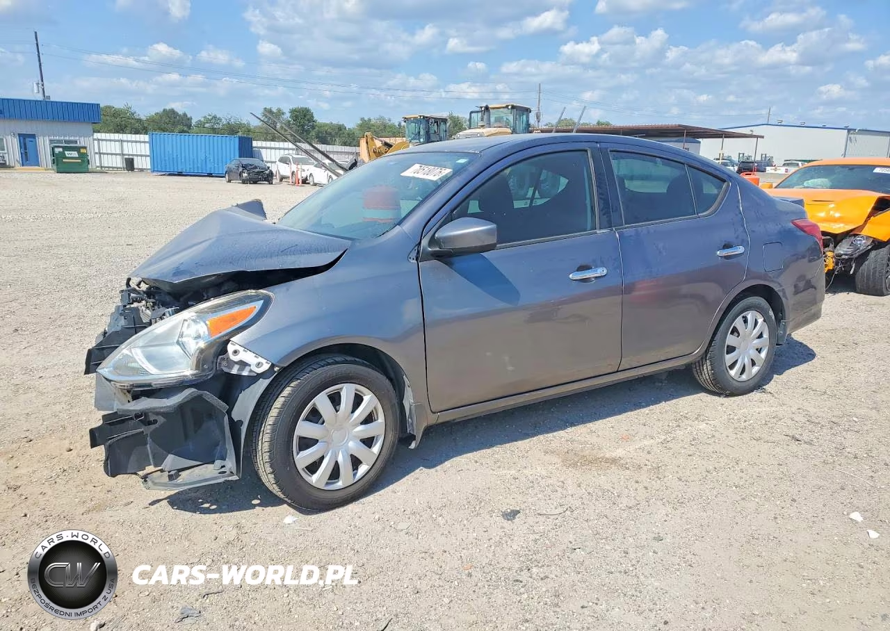 2017 Nissan Versa 1.6 Sv