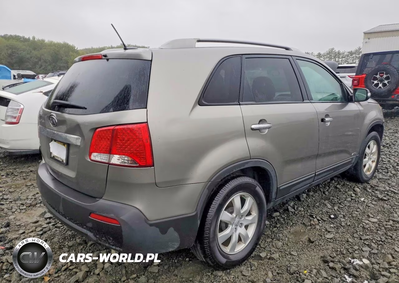 2012 Kia Sorento Base VIN:5XYKTDA24CG269995 - 3