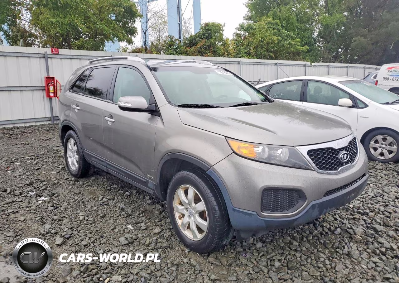2012 Kia Sorento Base VIN:5XYKTDA24CG269995 - 4