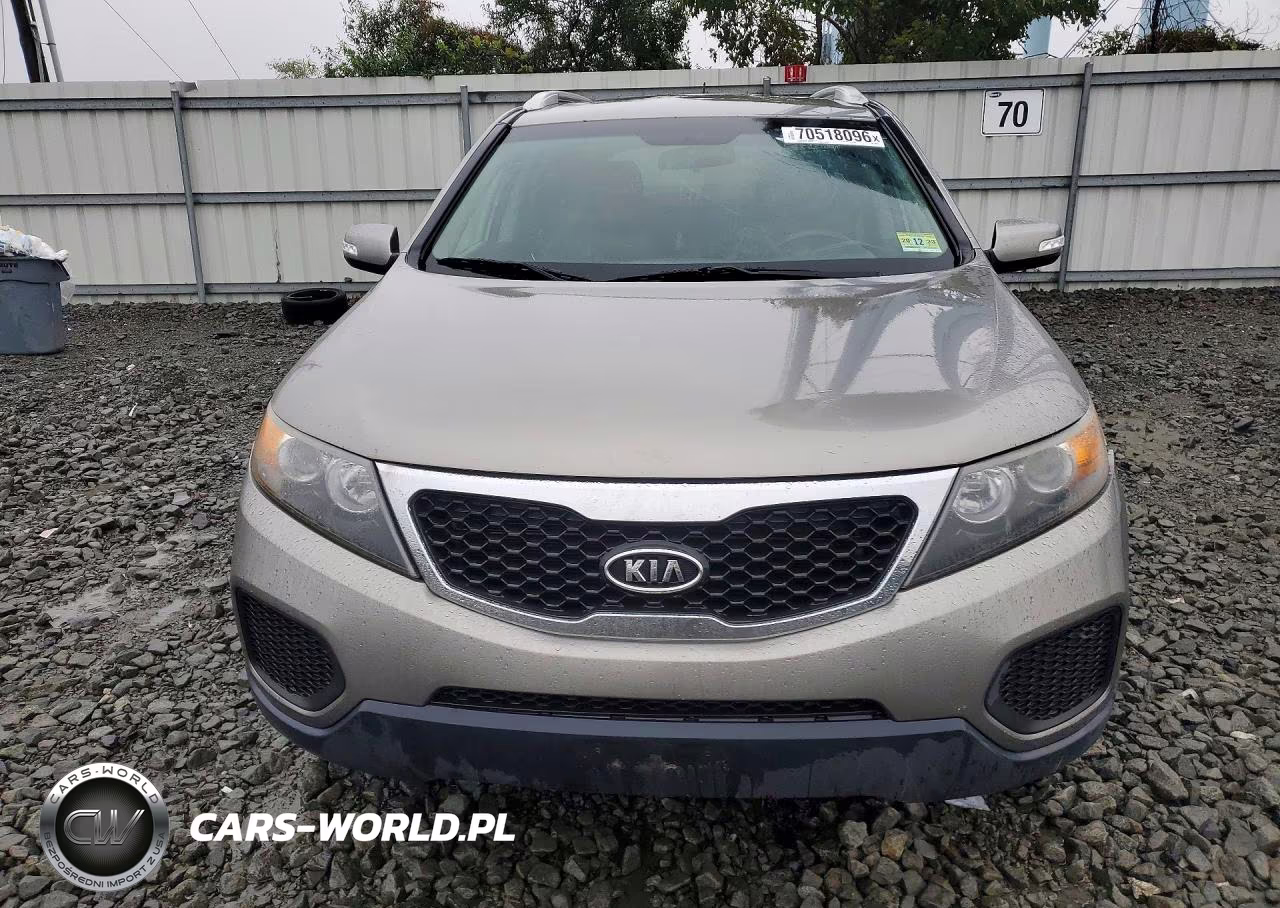 2012 Kia Sorento Base VIN:5XYKTDA24CG269995 - 5
