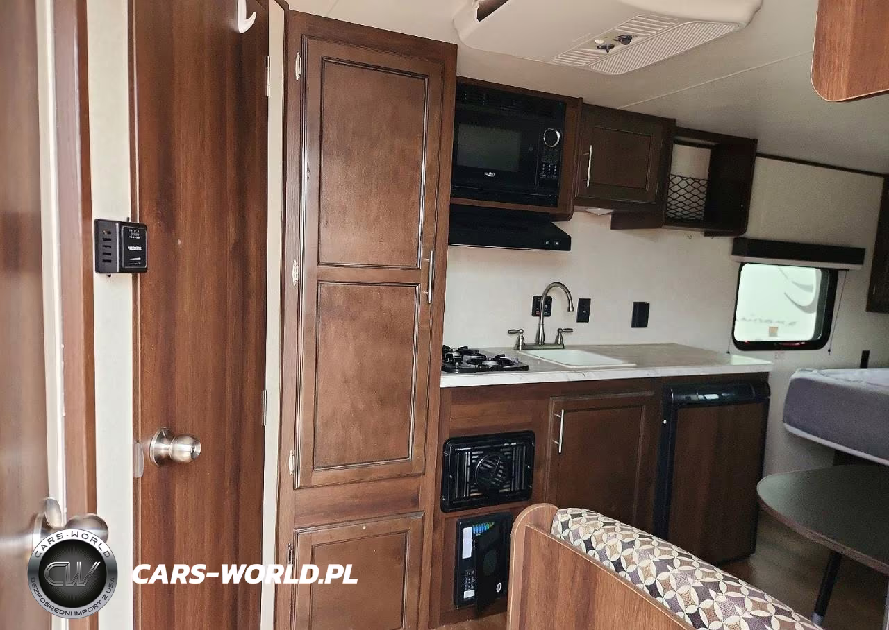 2019 Jayco Jay Flight VIN:1UJBJ0AJ5K17A0344 - 5