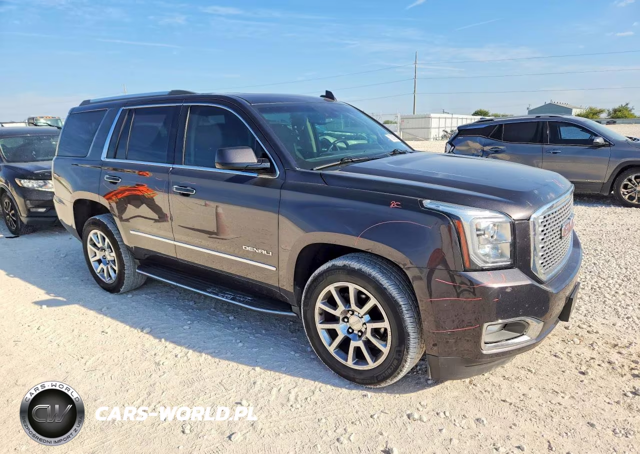 2017 GMC Yukon Denali VIN:1GKS1CKJ3HR281798 - 4