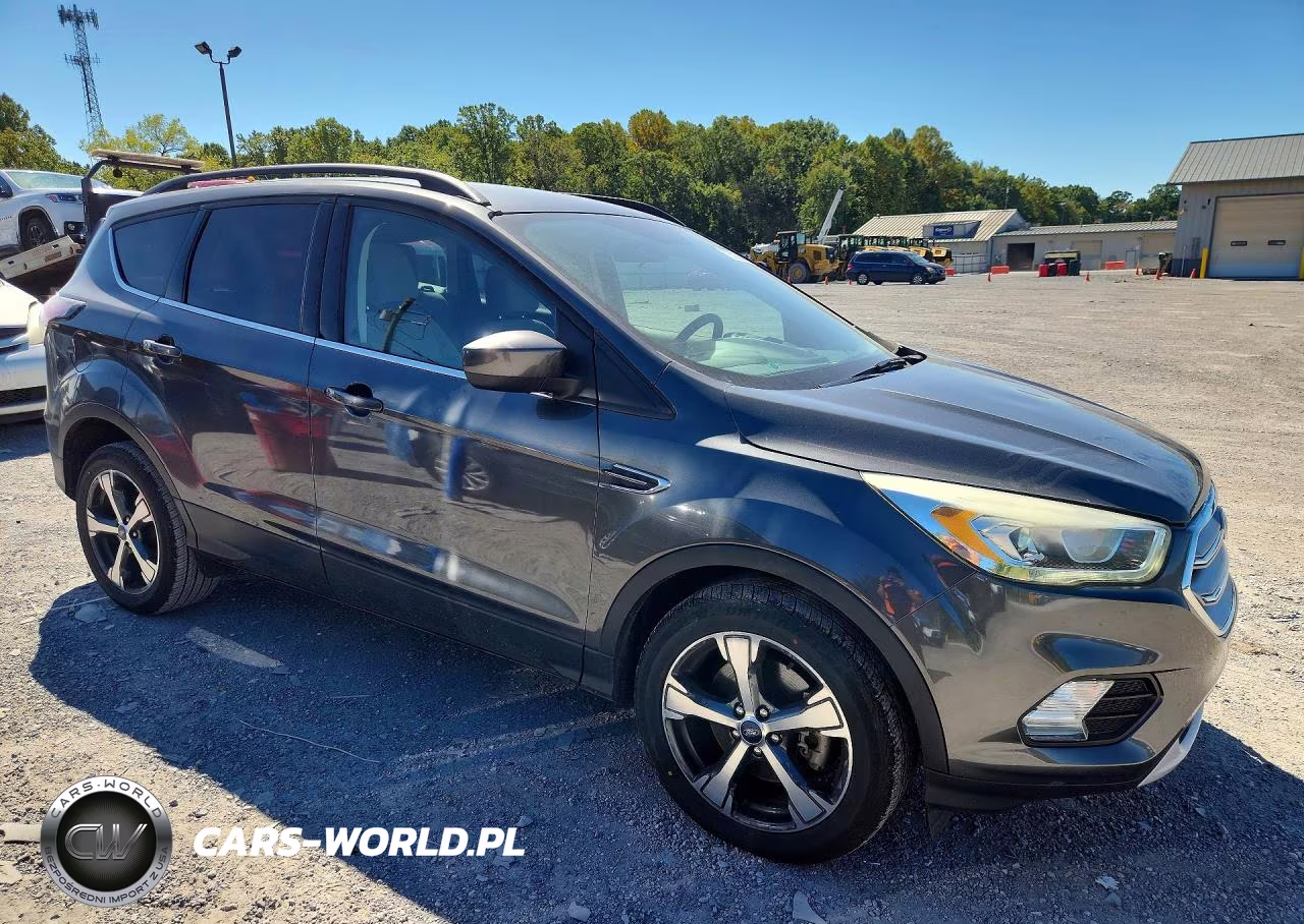 2017 Ford Escape Se VIN:1FMCU9G92HUA08322 - 4