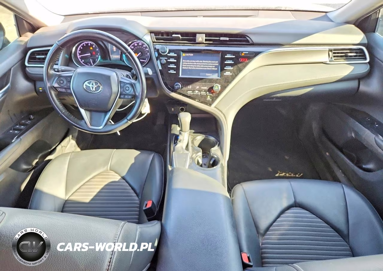 2018 Toyota Camry Se VIN:4T1B11HK3JU676837 - 8