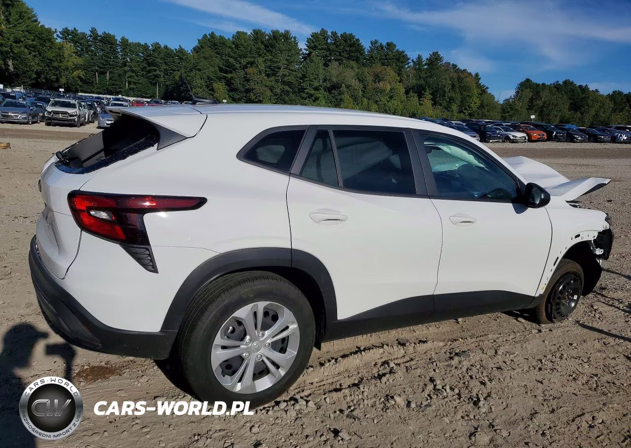 2026 Chevrolet Trax Ls VIN:KL77LFEP4TC041830 - 3