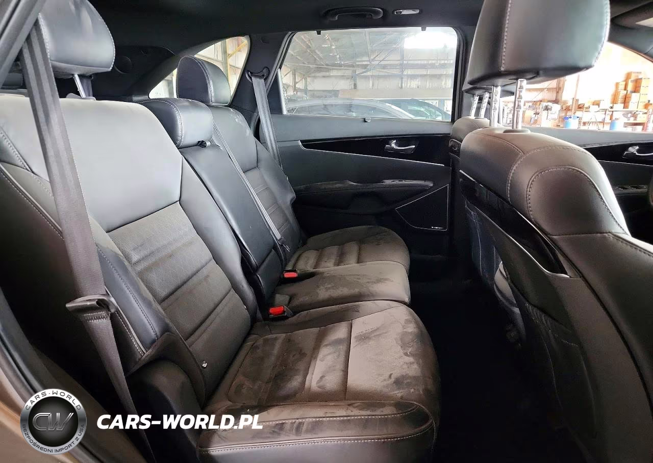 2019 KIA SORENTO 3.3L SXL VIN:5XYPKDA54KG509063 - 11
