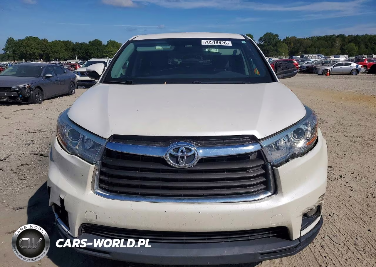 2015 Toyota Highlander Le Plus VIN:5TDZKRFH7FS076808 - 5