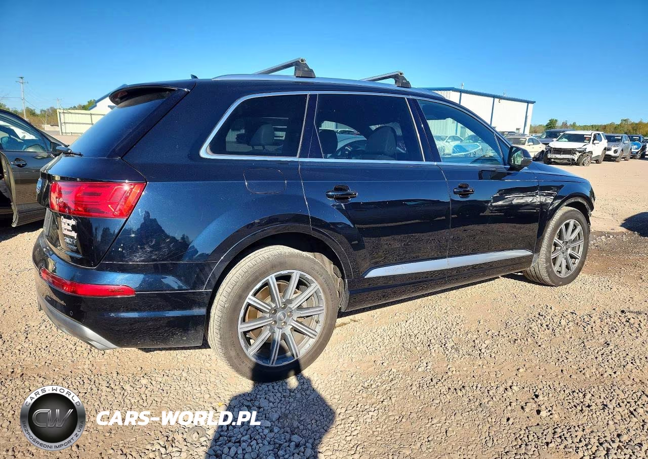 2018 Audi Q7 Prestige VIN:WA1VAAF7XJD013615 - 3